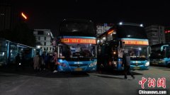 广东：节后返岗“点对点” 专列助力务工人员归